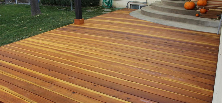 Smooth Redwood Decking in Pasadena, CA