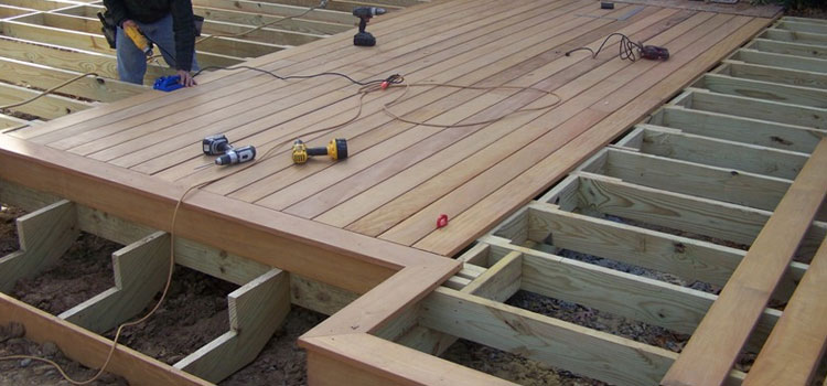 Wood Deck Builders in Pasadena, CA